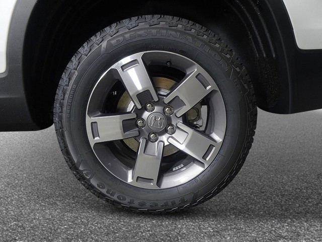 Honda Ridgeline Vehicle Full-screen Gallery Image 12