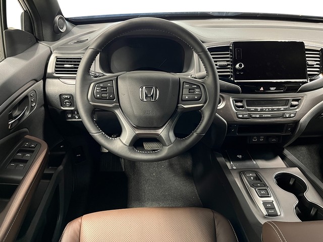 Honda Ridgeline Vehicle Full-screen Gallery Image 17