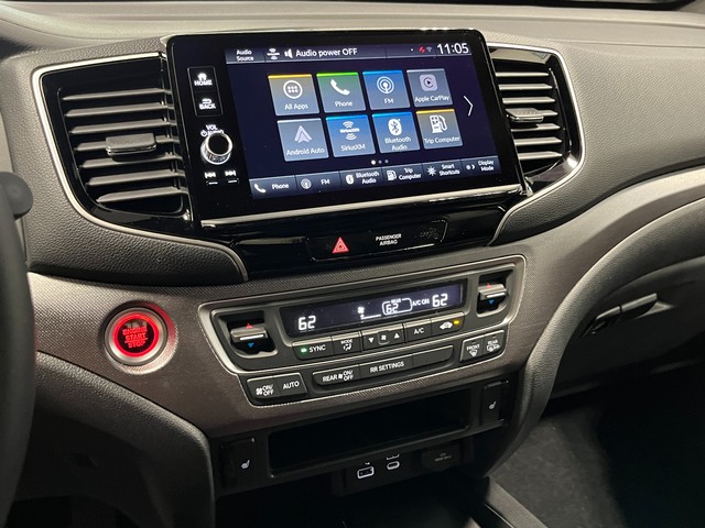 Honda Ridgeline Vehicle Full-screen Gallery Image 22