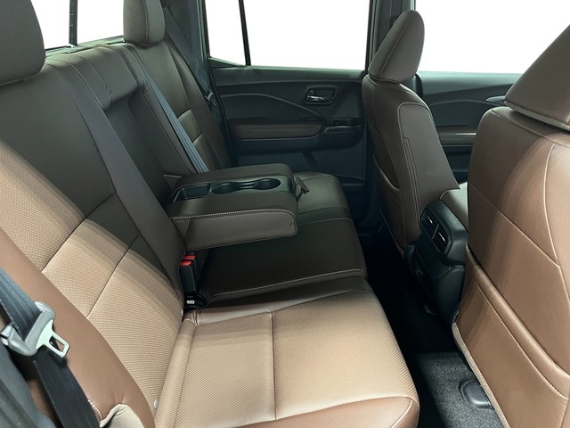 Honda Ridgeline Vehicle Full-screen Gallery Image 27