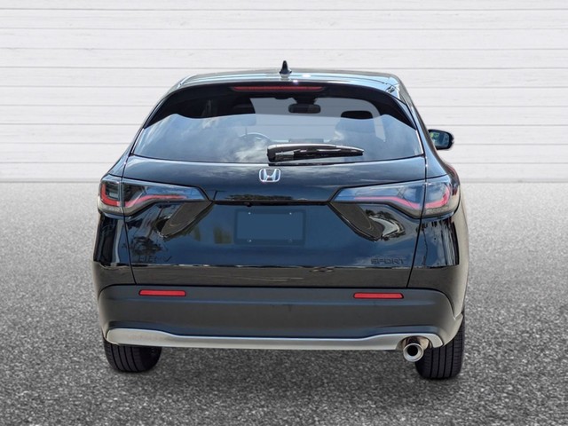 Honda HR-V Vehicle Full-screen Gallery Image 04