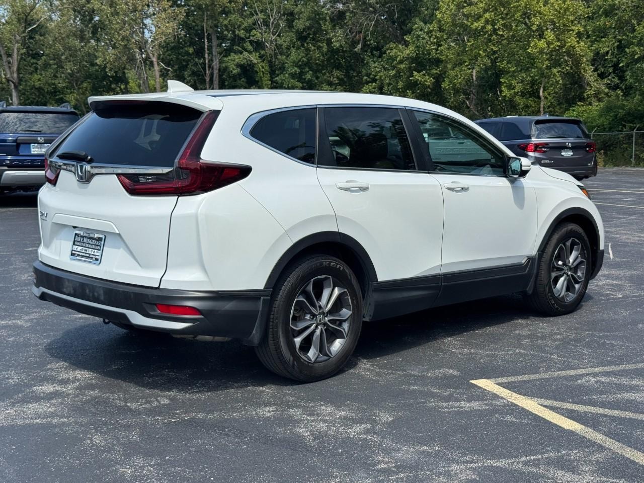 Honda CR-V Vehicle Full-screen Gallery Image 04