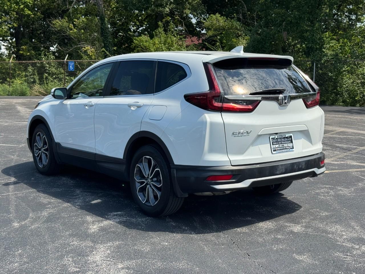 Honda CR-V Vehicle Full-screen Gallery Image 07