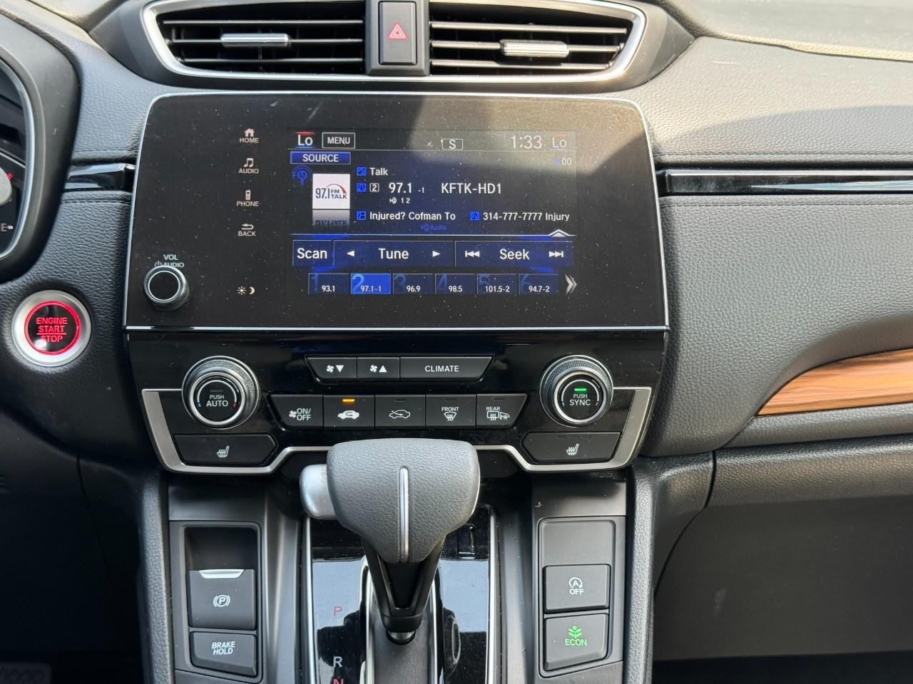 Honda CR-V Vehicle Full-screen Gallery Image 15