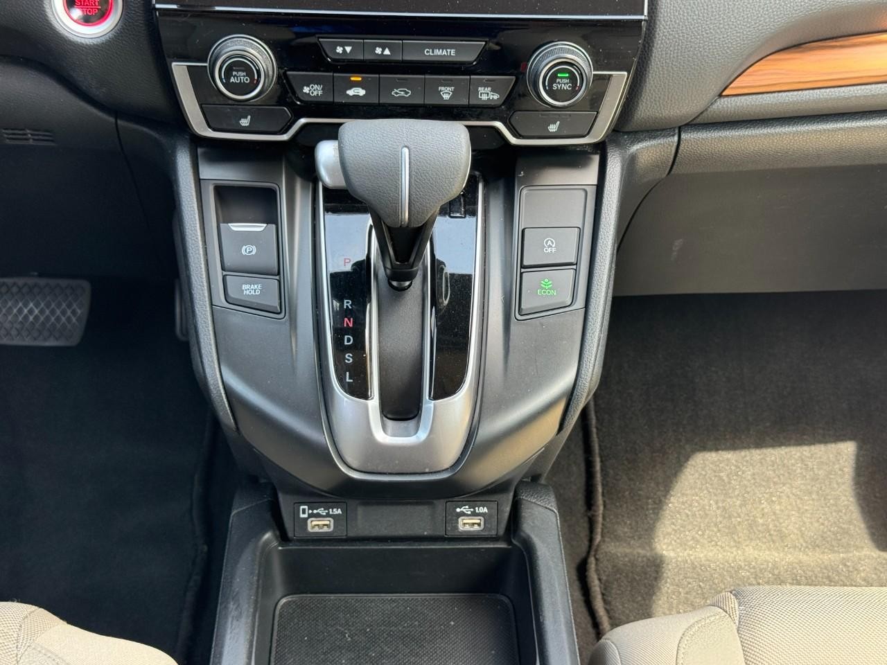 Honda CR-V Vehicle Full-screen Gallery Image 16