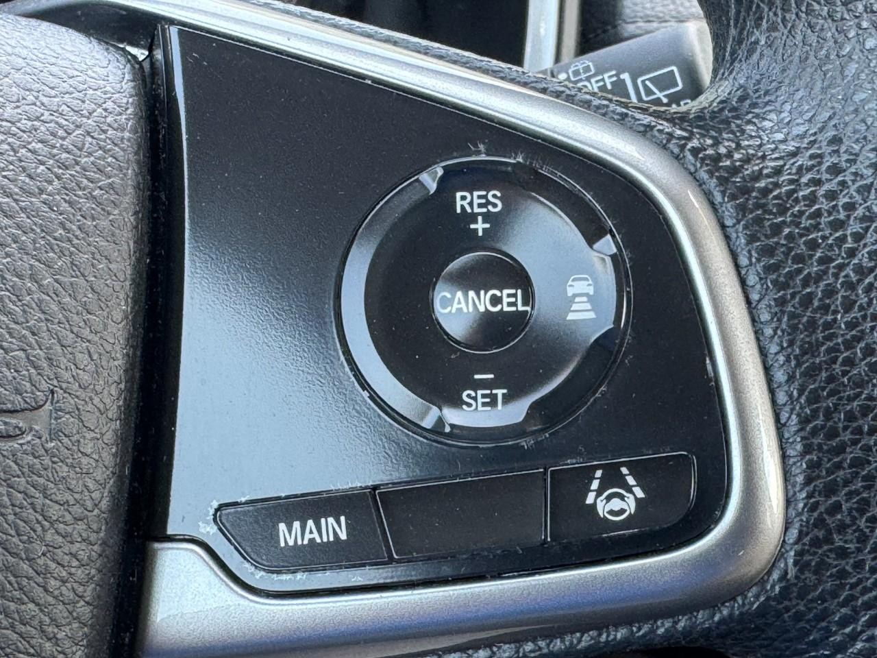 Honda CR-V Vehicle Full-screen Gallery Image 21