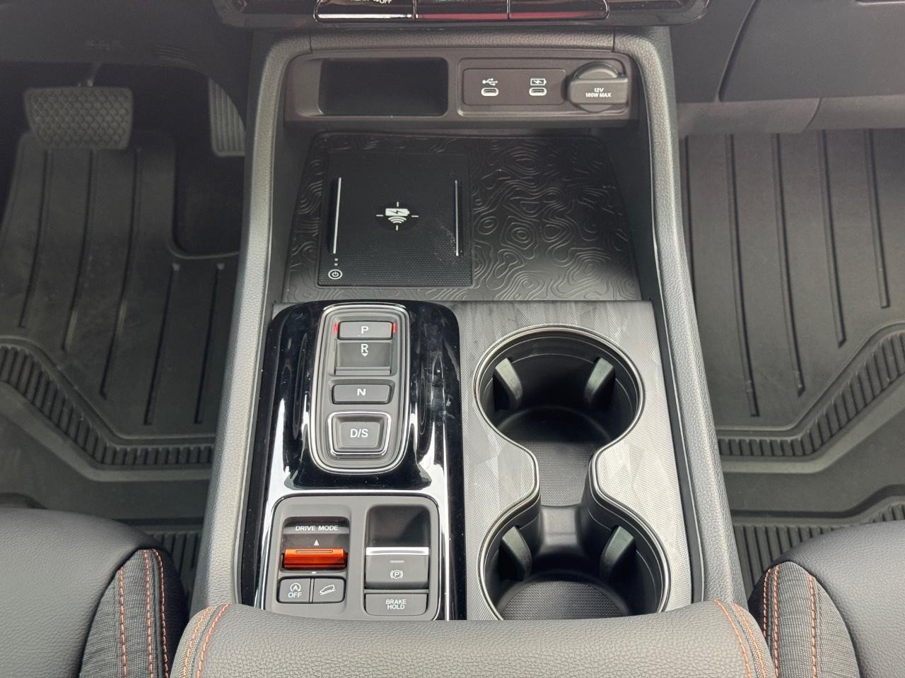 Honda Passport Vehicle Full-screen Gallery Image 16