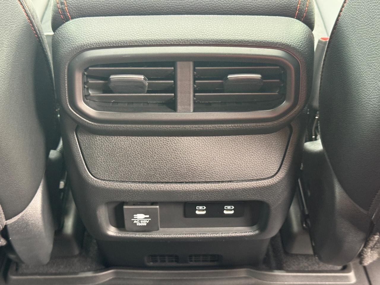 Honda Passport Vehicle Full-screen Gallery Image 17