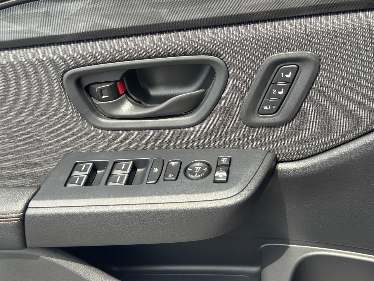 Honda Passport Vehicle Full-screen Gallery Image 27