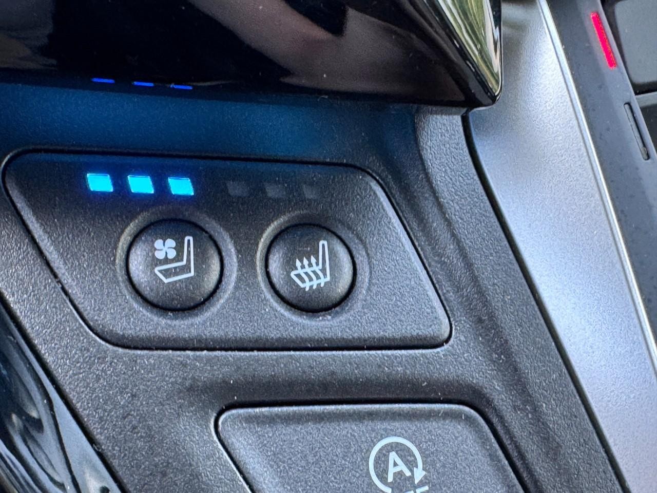 Honda Odyssey Vehicle Full-screen Gallery Image 23