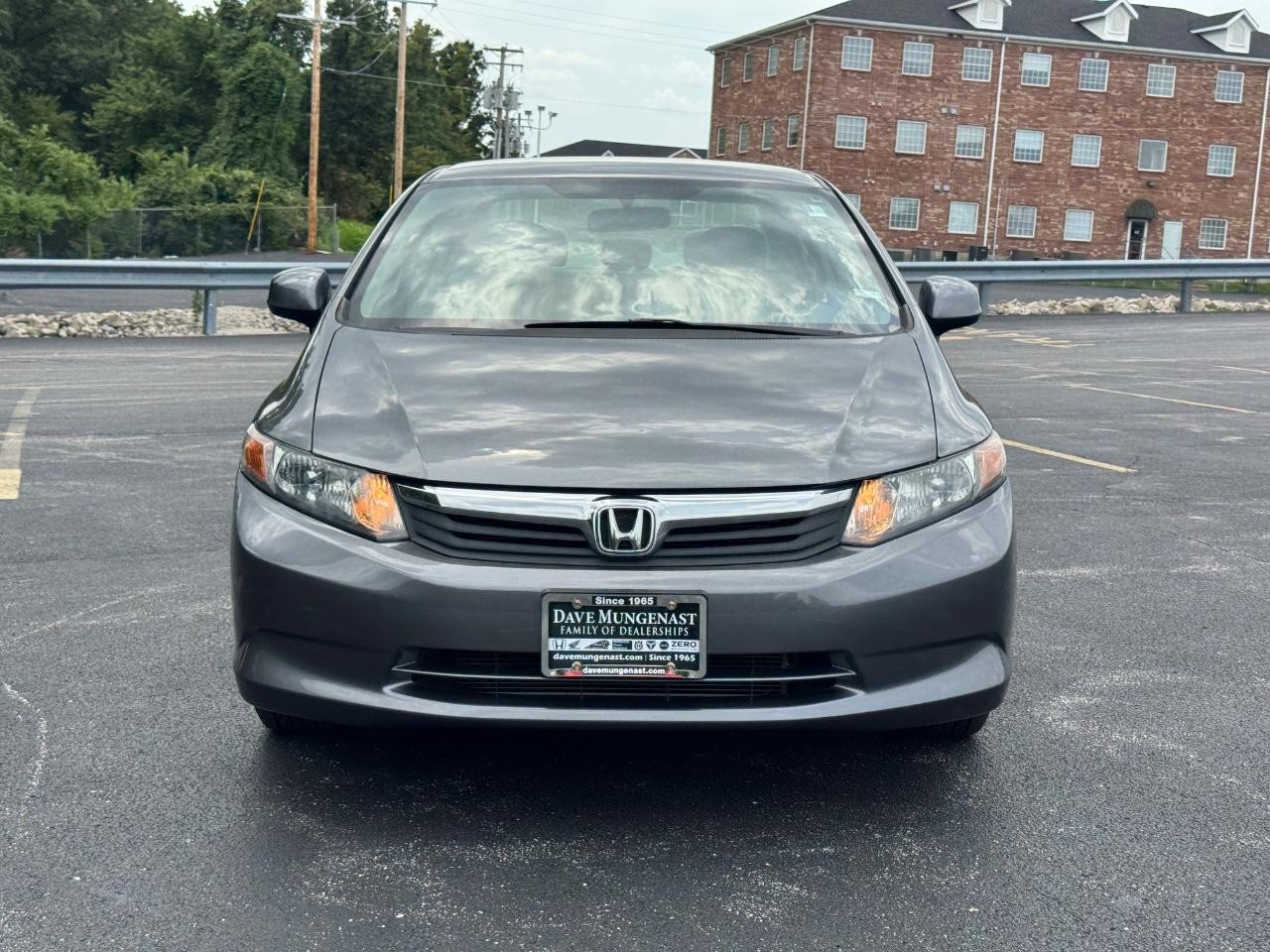 Honda Civic Sedan Vehicle Full-screen Gallery Image 10