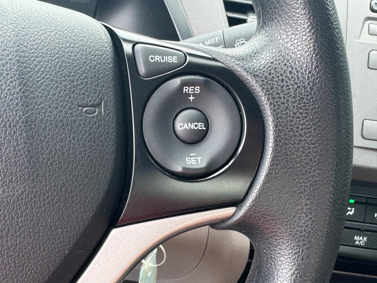 Honda Civic Sedan Vehicle Full-screen Gallery Image 22