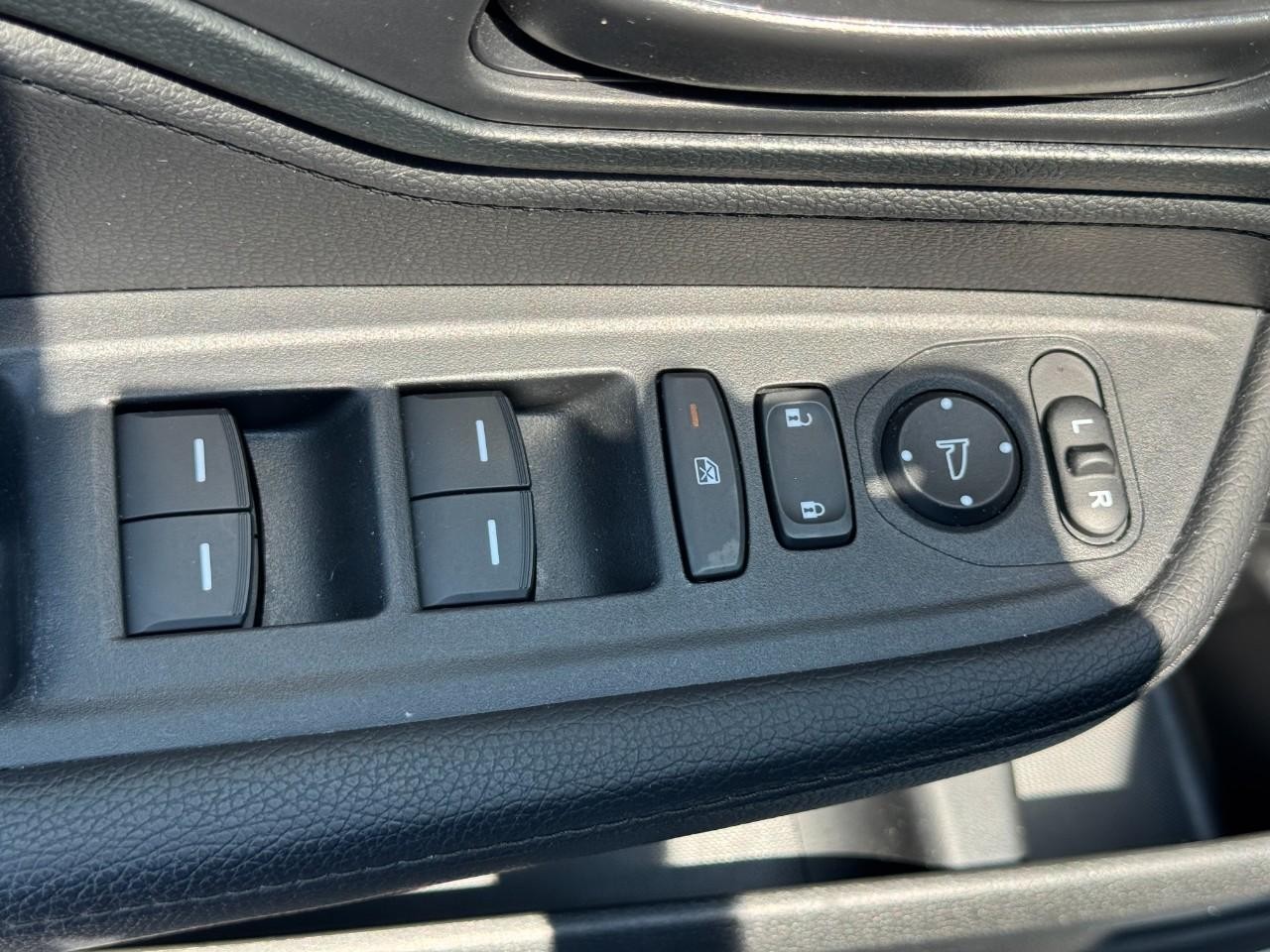 Honda Odyssey Vehicle Full-screen Gallery Image 18