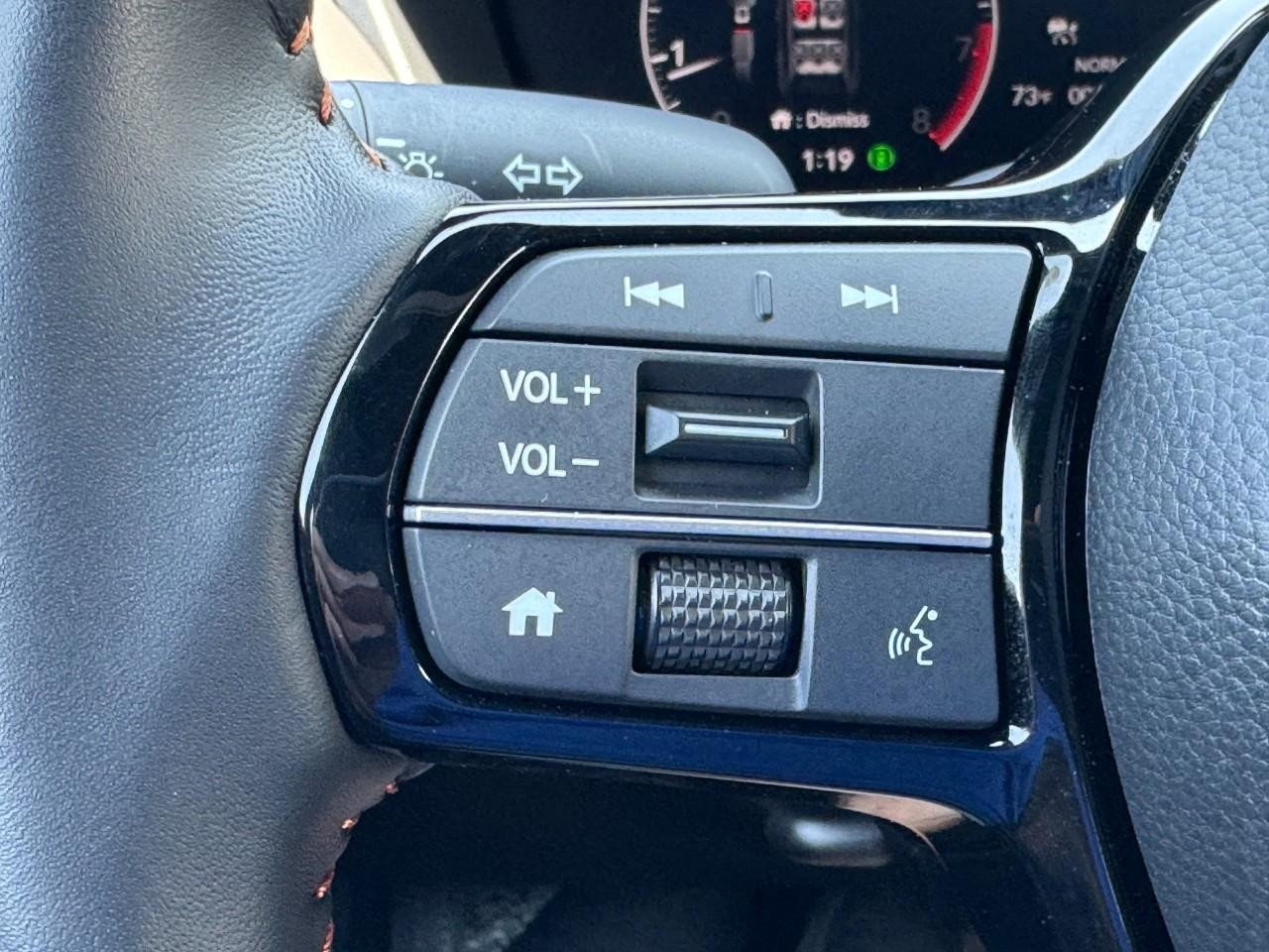 Honda HR-V Vehicle Full-screen Gallery Image 20