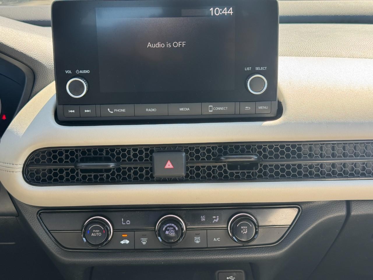 Honda HR-V Vehicle Full-screen Gallery Image 14