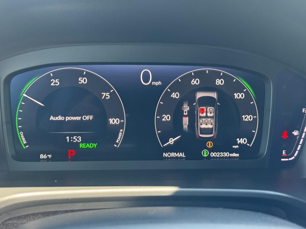 Honda CR-V Hybrid Vehicle Full-screen Gallery Image 24