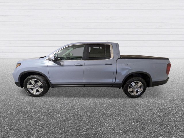 Honda Ridgeline Vehicle Full-screen Gallery Image 03