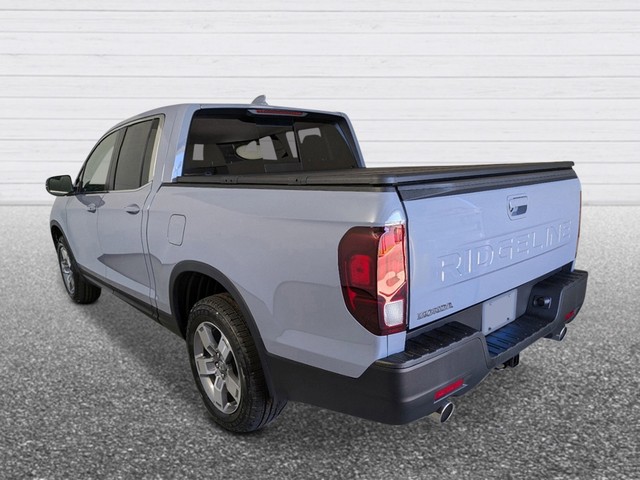Honda Ridgeline Vehicle Full-screen Gallery Image 04