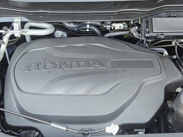 Honda Ridgeline Vehicle Full-screen Gallery Image 11