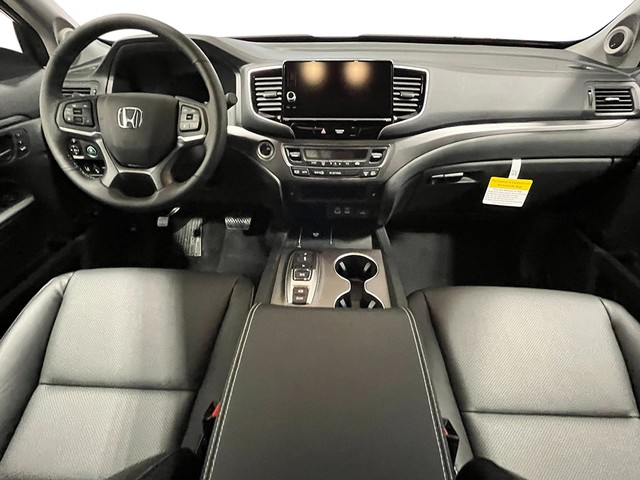 Honda Ridgeline Vehicle Full-screen Gallery Image 15