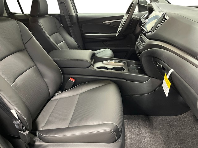 Honda Ridgeline Vehicle Full-screen Gallery Image 26