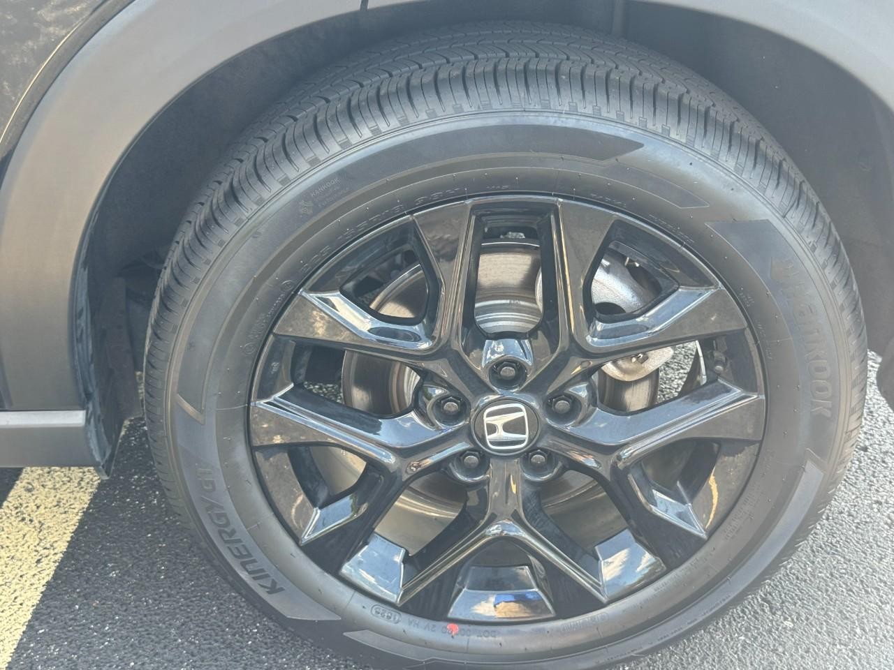 Honda HR-V Vehicle Full-screen Gallery Image 09