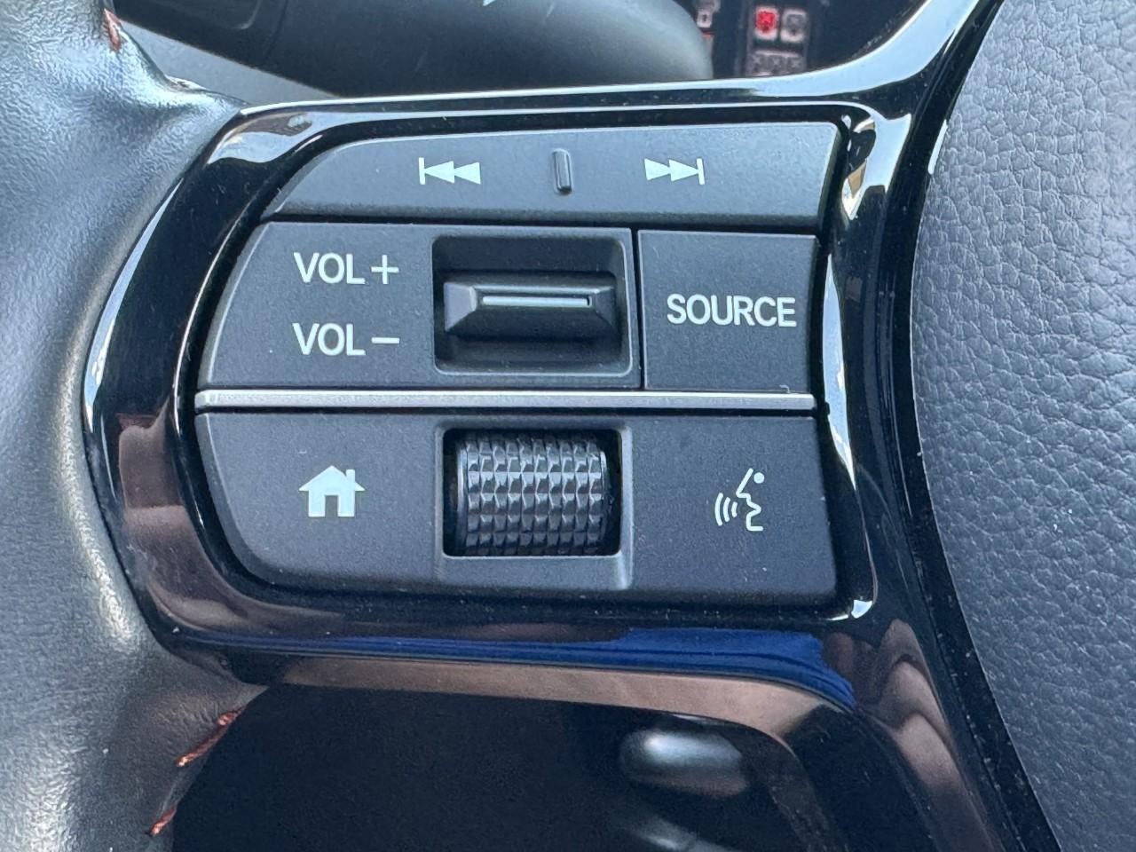 Honda HR-V Vehicle Full-screen Gallery Image 20