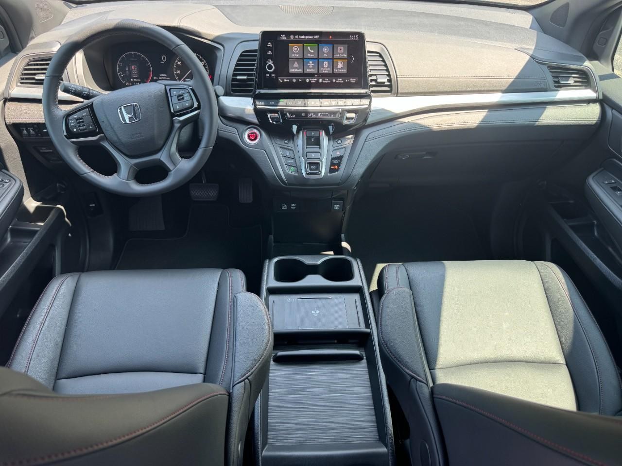 Honda Odyssey Vehicle Full-screen Gallery Image 14