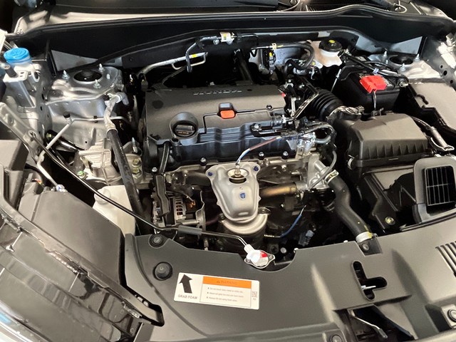 Honda HR-V Vehicle Full-screen Gallery Image 12