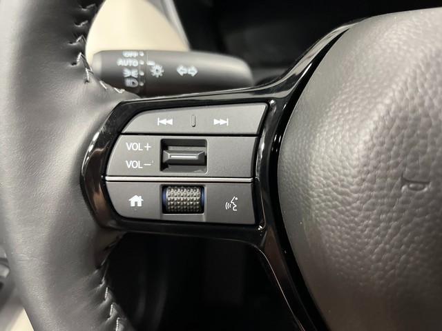 Honda HR-V Vehicle Full-screen Gallery Image 18