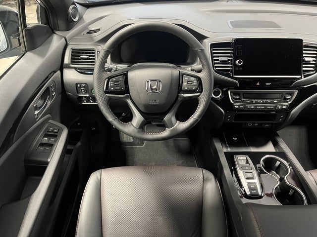 Honda Ridgeline Vehicle Full-screen Gallery Image 19