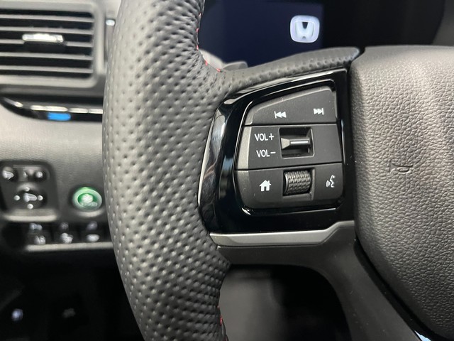 Honda Ridgeline Vehicle Full-screen Gallery Image 20