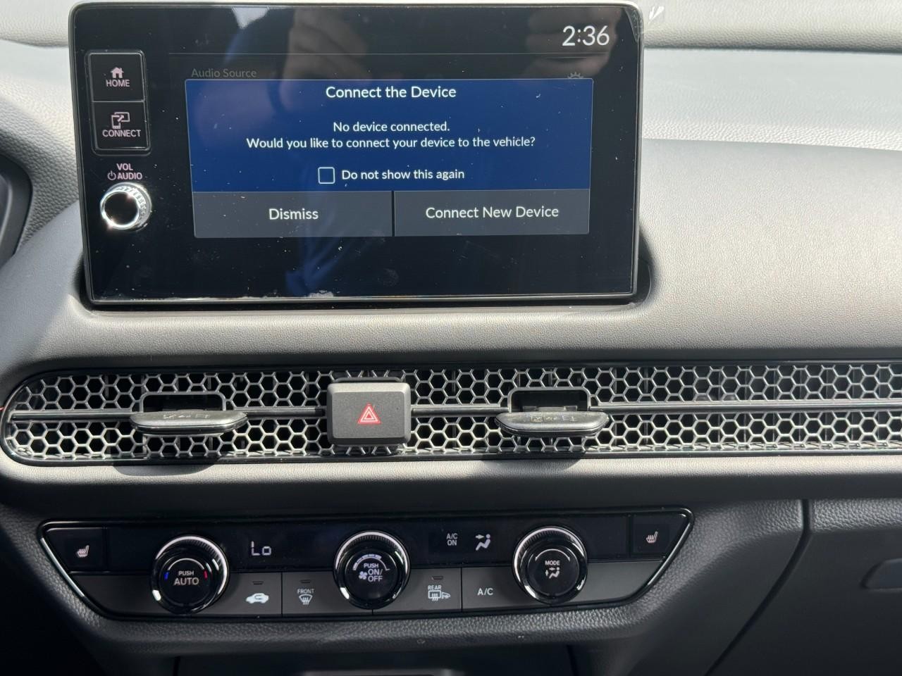 Honda HR-V Vehicle Full-screen Gallery Image 15