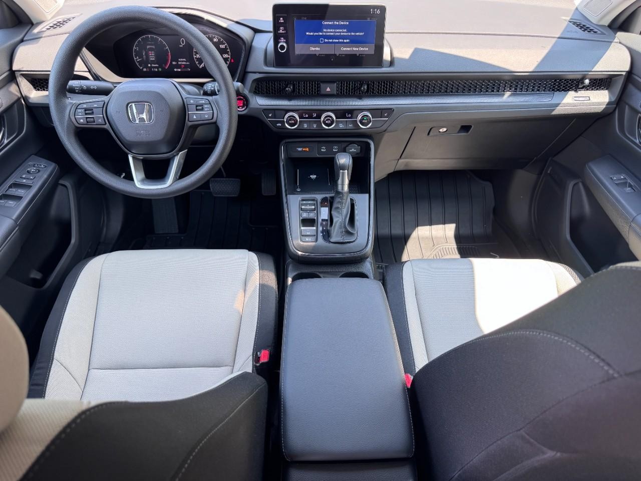 Honda CR-V Vehicle Full-screen Gallery Image 12