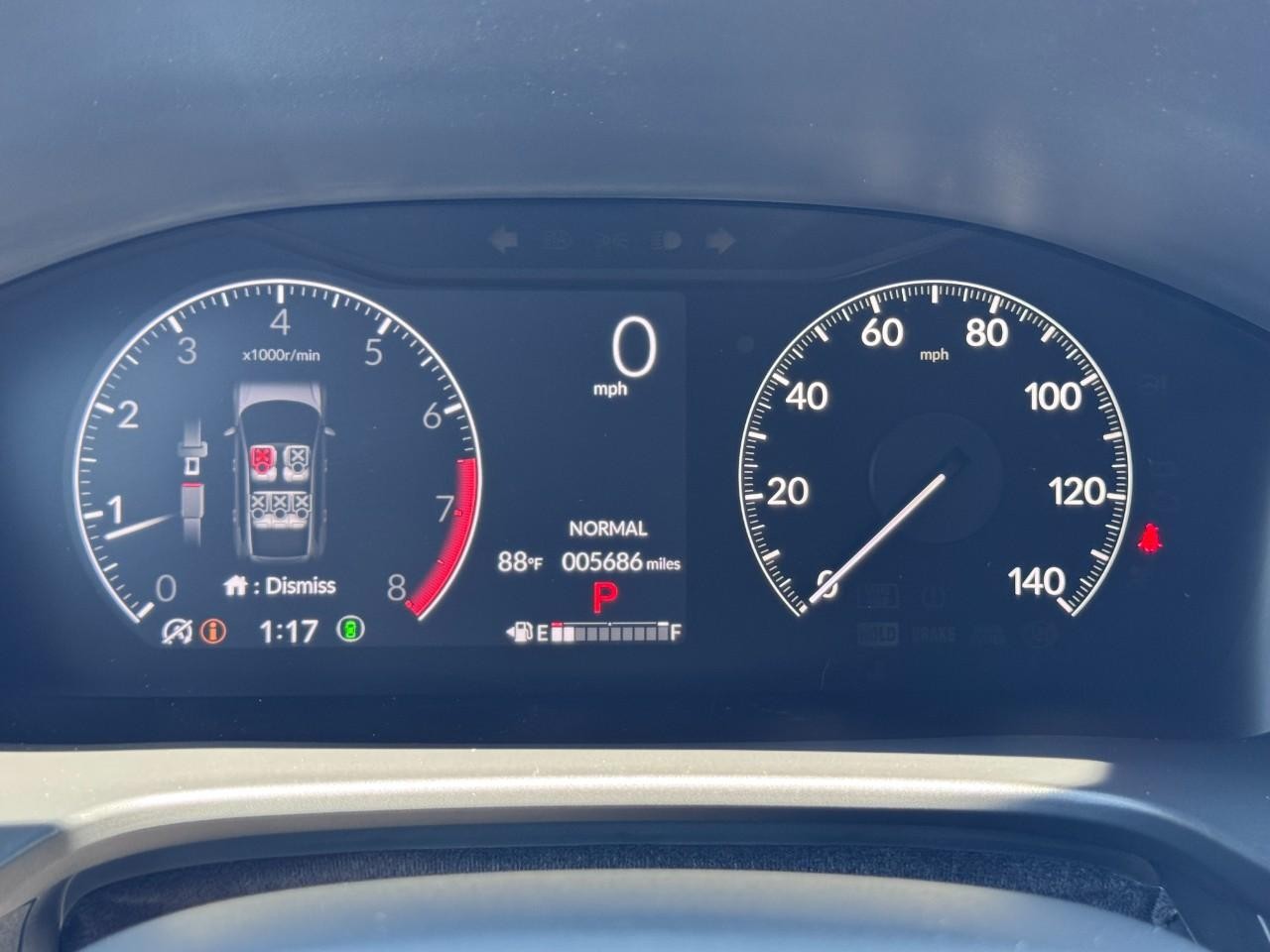 Honda CR-V Vehicle Full-screen Gallery Image 21