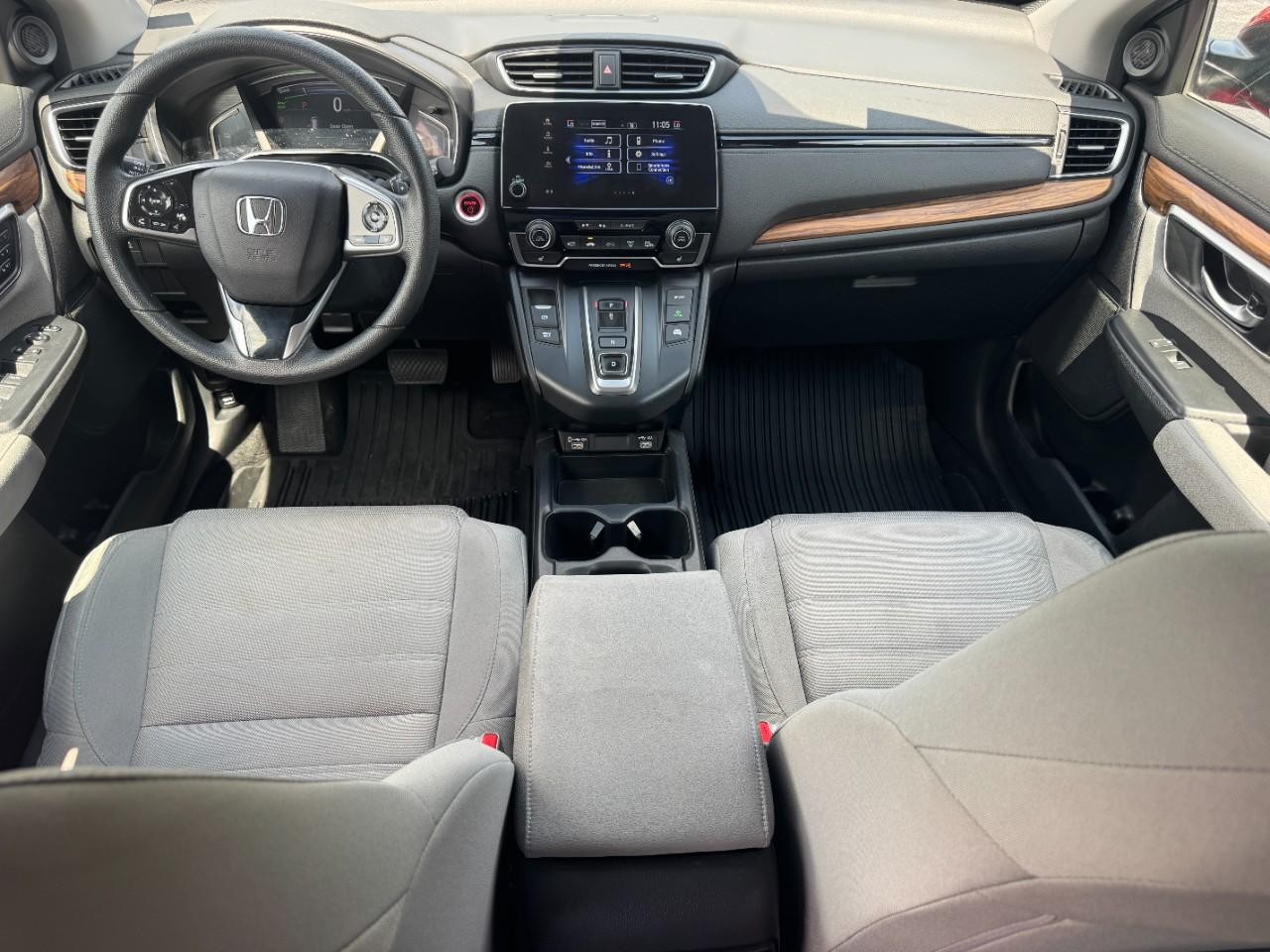 Honda CR-V Hybrid Vehicle Full-screen Gallery Image 12