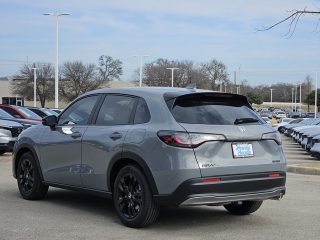 Honda HR-V Vehicle Full-screen Gallery Image 10