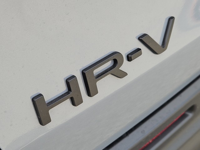 Honda HR-V Vehicle Full-screen Gallery Image 18