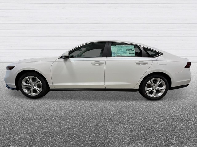 Honda Accord Sedan Vehicle Full-screen Gallery Image 03