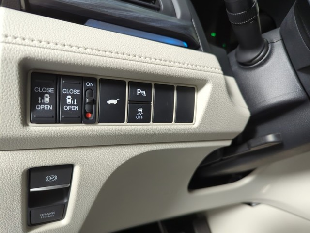 Honda Odyssey Vehicle Full-screen Gallery Image 21