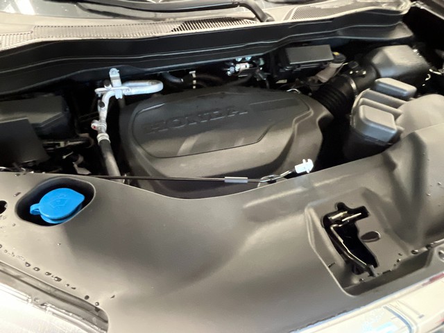 Honda Ridgeline Vehicle Full-screen Gallery Image 13