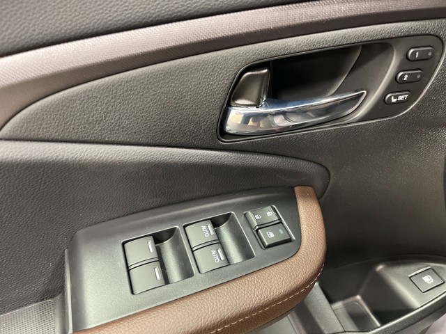 Honda Ridgeline Vehicle Full-screen Gallery Image 14