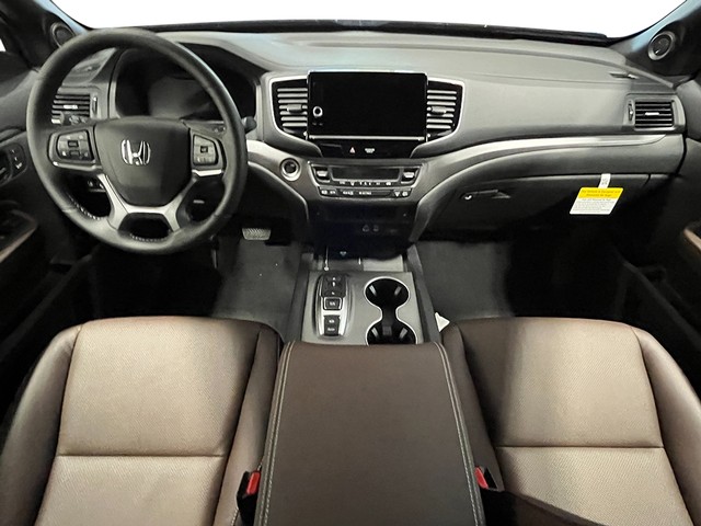 Honda Ridgeline Vehicle Full-screen Gallery Image 17