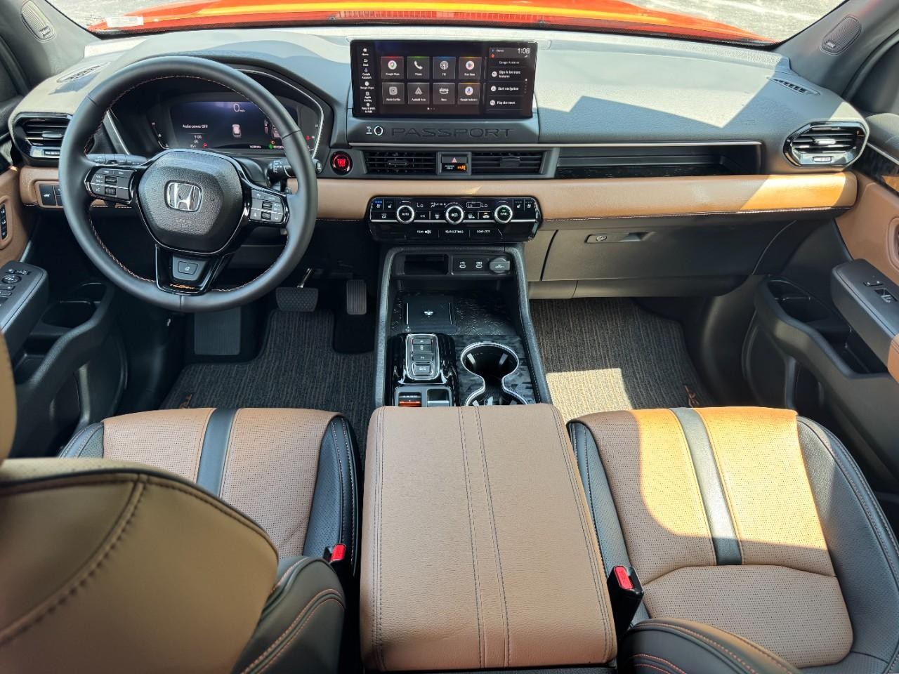 Honda Passport Vehicle Full-screen Gallery Image 14