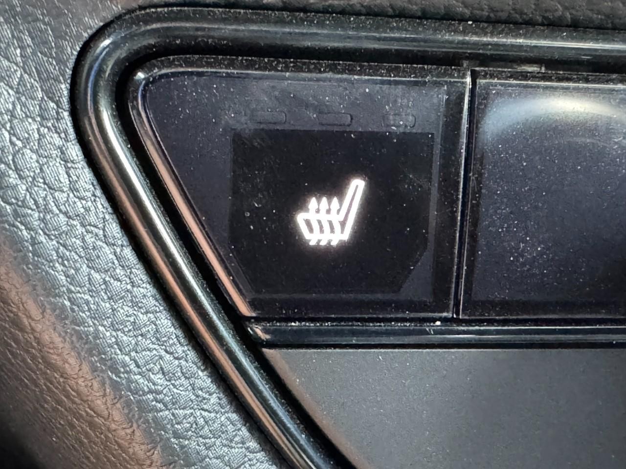 Honda HR-V Vehicle Full-screen Gallery Image 21