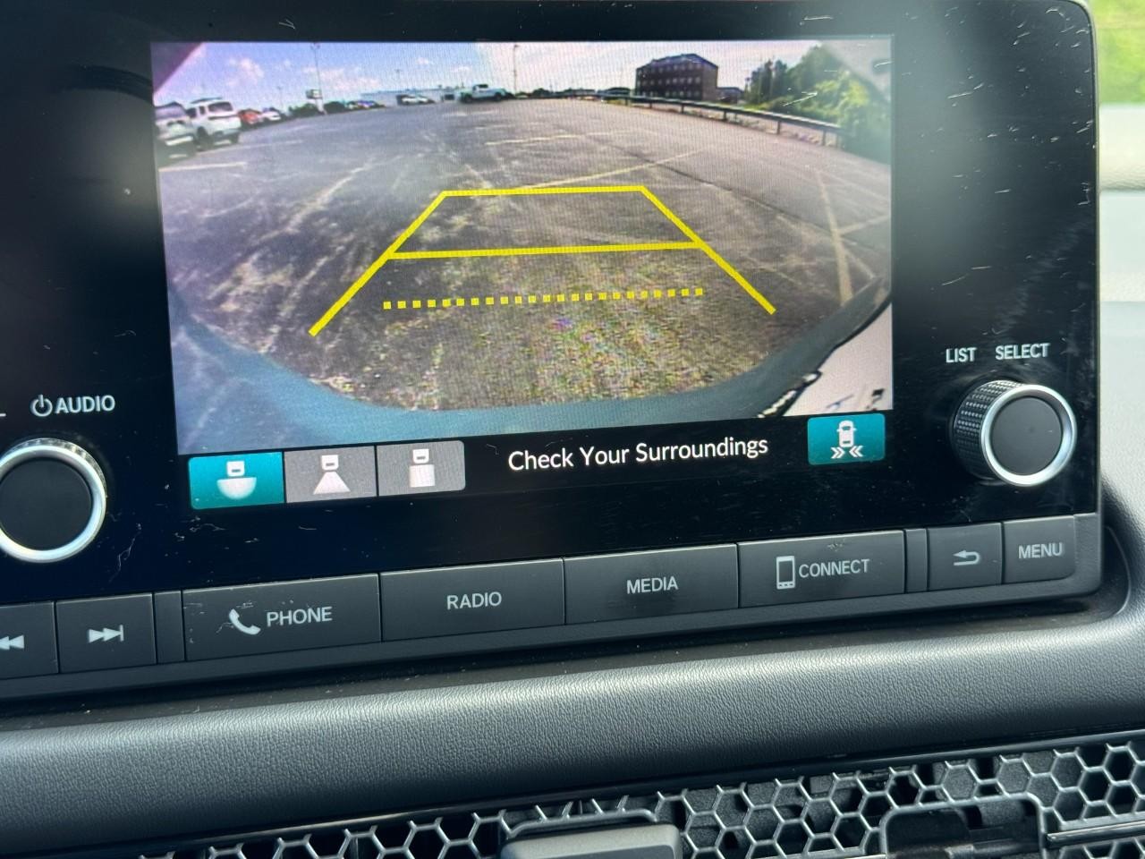 Honda HR-V Vehicle Full-screen Gallery Image 22
