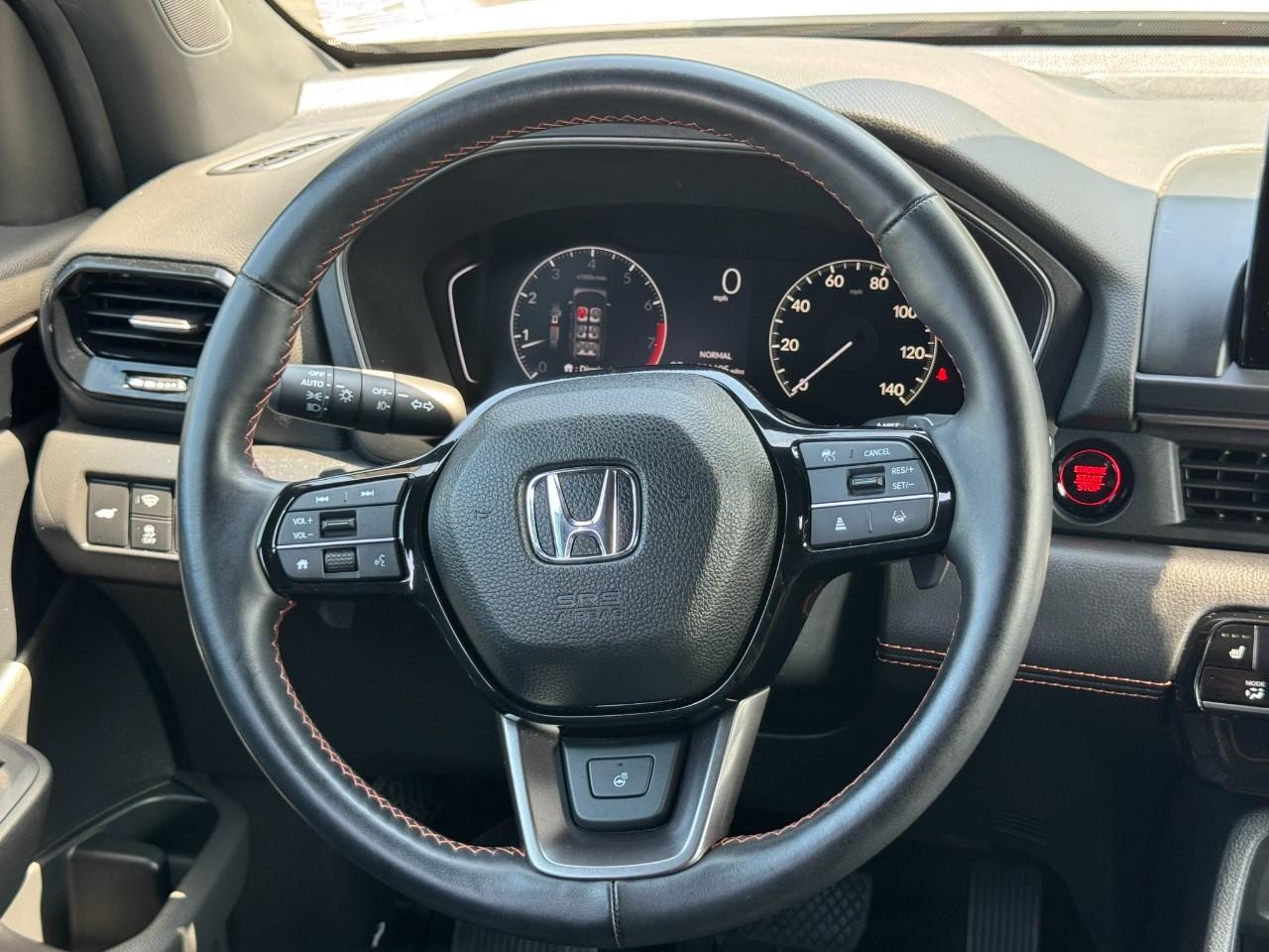 Honda Pilot Vehicle Full-screen Gallery Image 16