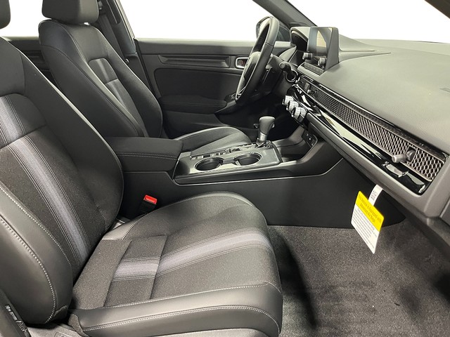 Honda Civic Hatchback Vehicle Full-screen Gallery Image 26