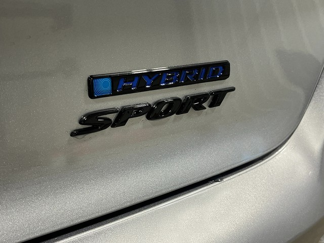 Honda Accord Hybrid Vehicle Full-screen Gallery Image 07