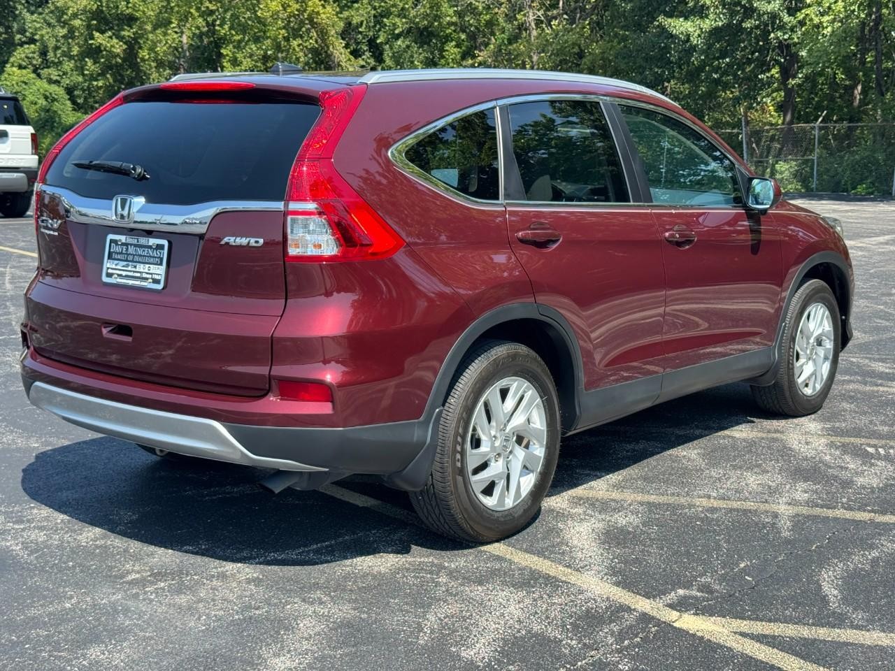 Honda CR-V Vehicle Full-screen Gallery Image 04